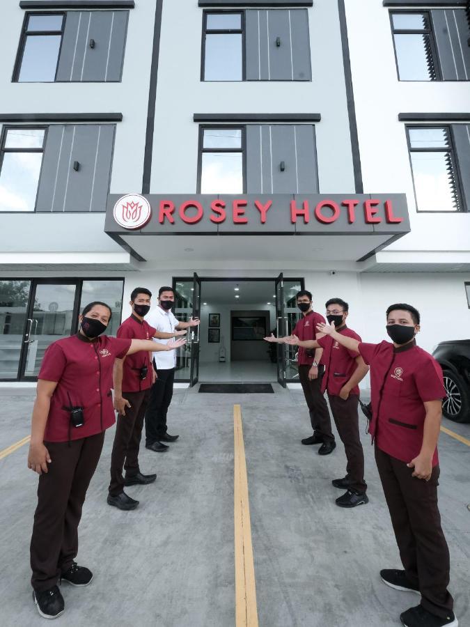 Rosey Hotel Cabanatuan City Екстер'єр фото