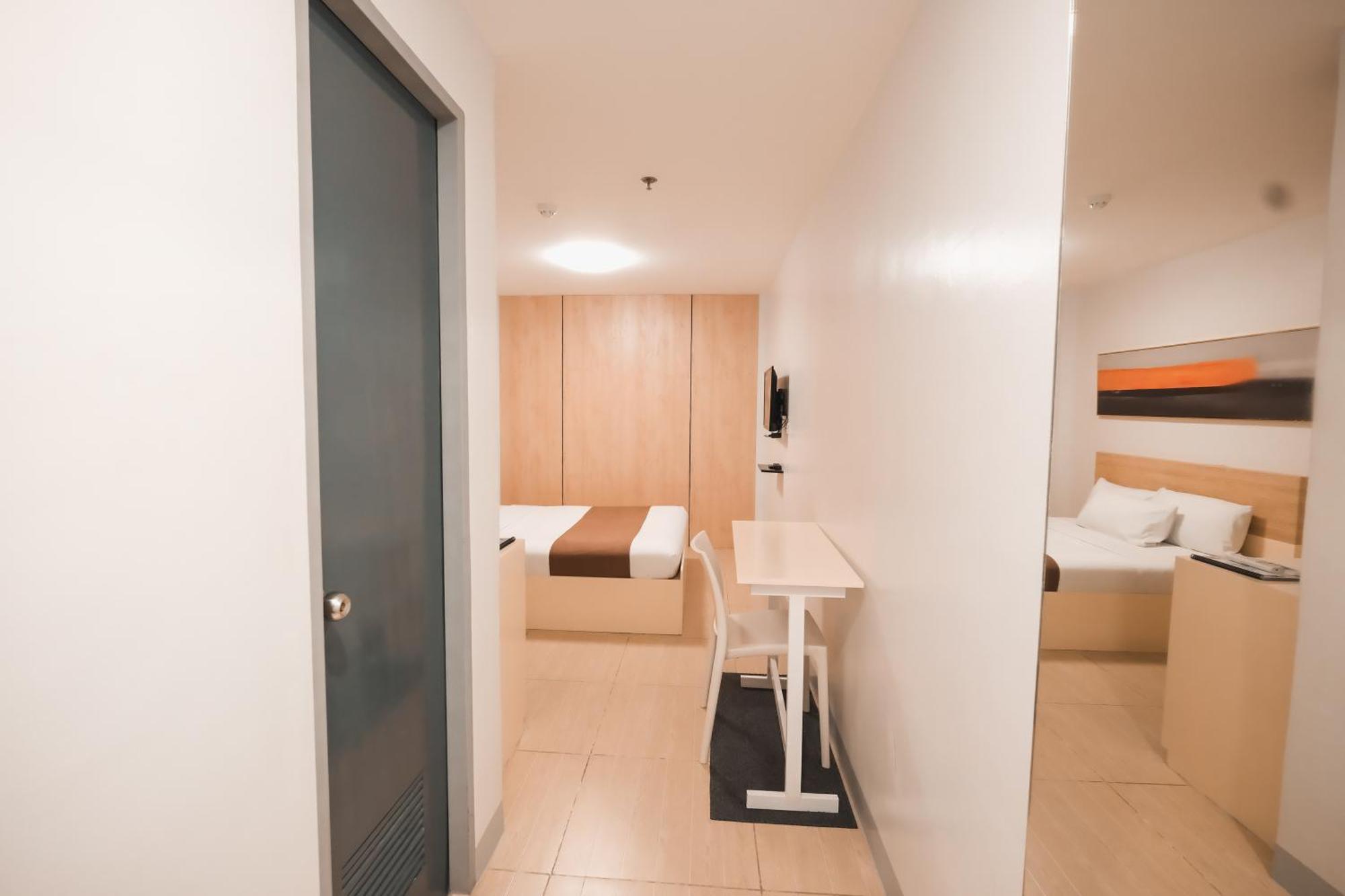 Rosey Hotel Cabanatuan City Екстер'єр фото